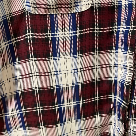 Women Medium Lightweight Plaid Casual to Career Blouse Button Down Shirt - Picture 8 of 8